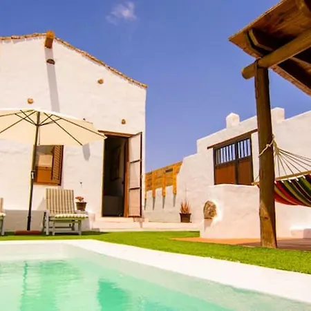 Villa Charming In Antigua With Private Pool *
