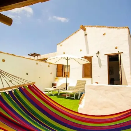 Charming In With Private Pool Villa
